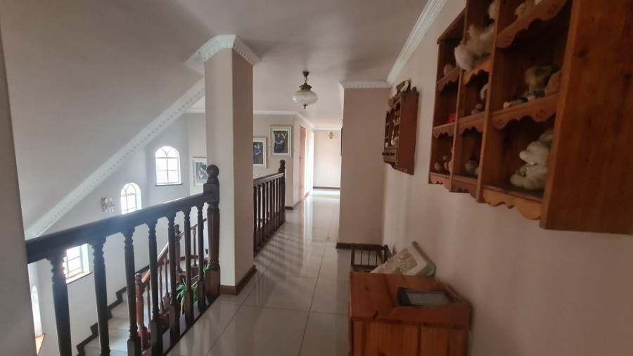 5 Bedroom Property for Sale in Wilgeboom A H North West